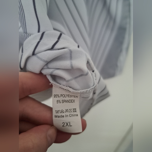 V Neck Racerback Lace Striped Cami - Picture 10 of 10